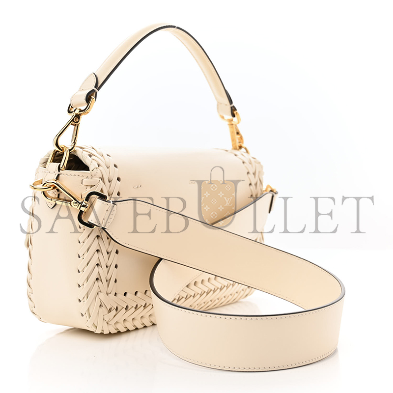 FENDI VITELLO KING CEYLON WOVEN BAGUETTE WHITE ICE  (29*15*7cm)